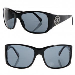 Vintage Pearl CHANEL Sunglasses Black Round 5083H